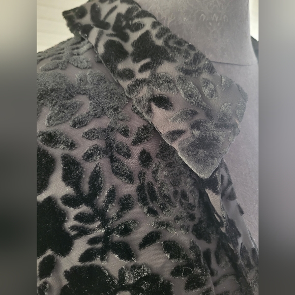 Vintage Black Rose Velvet Devore Jacket - Picture 11 of 15